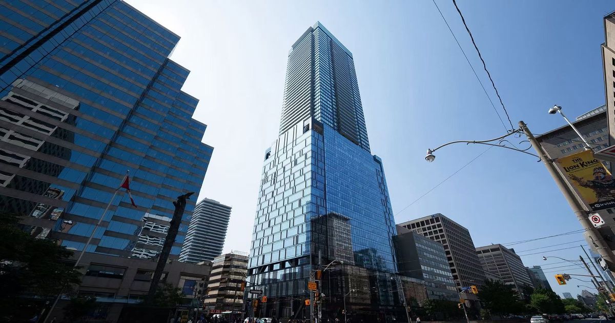 488 University Avenue Toronto