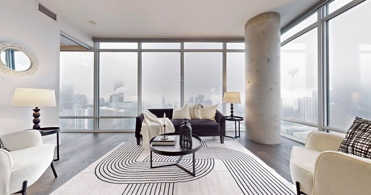 488 University Avenue Toronto