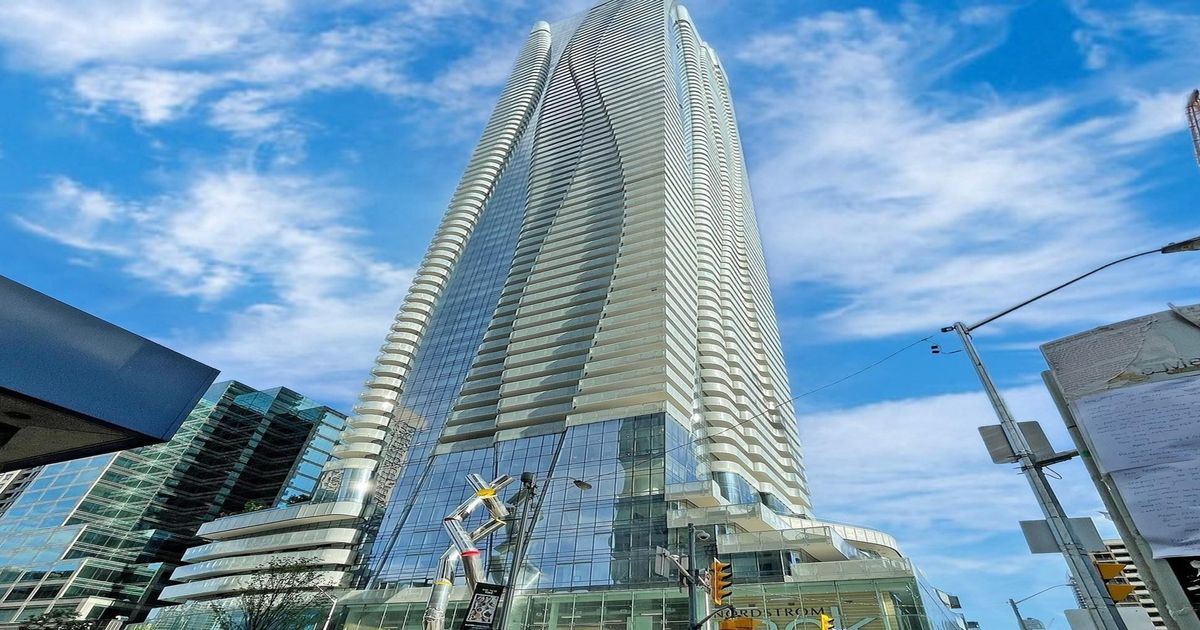 1 Bloor Street E Toronto