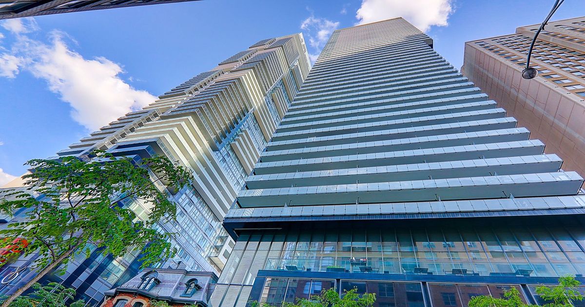 15 Grenville Street Toronto