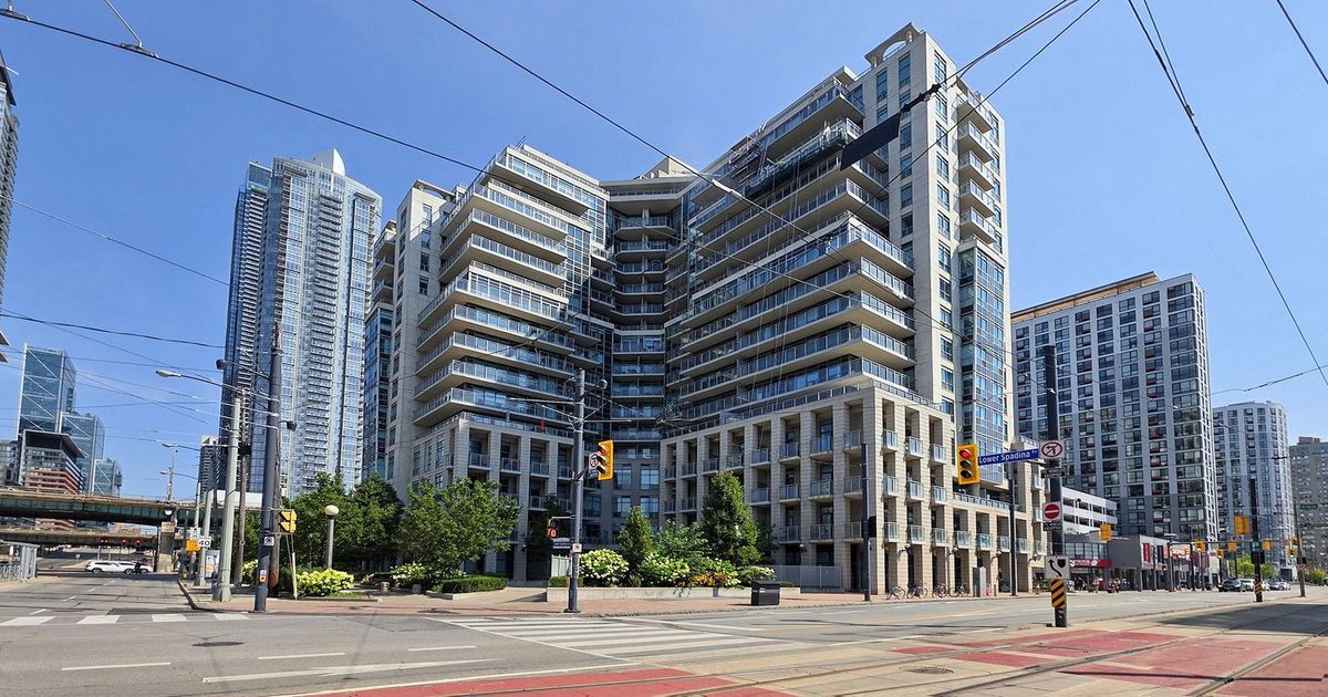 410 Queens Quay W Toronto