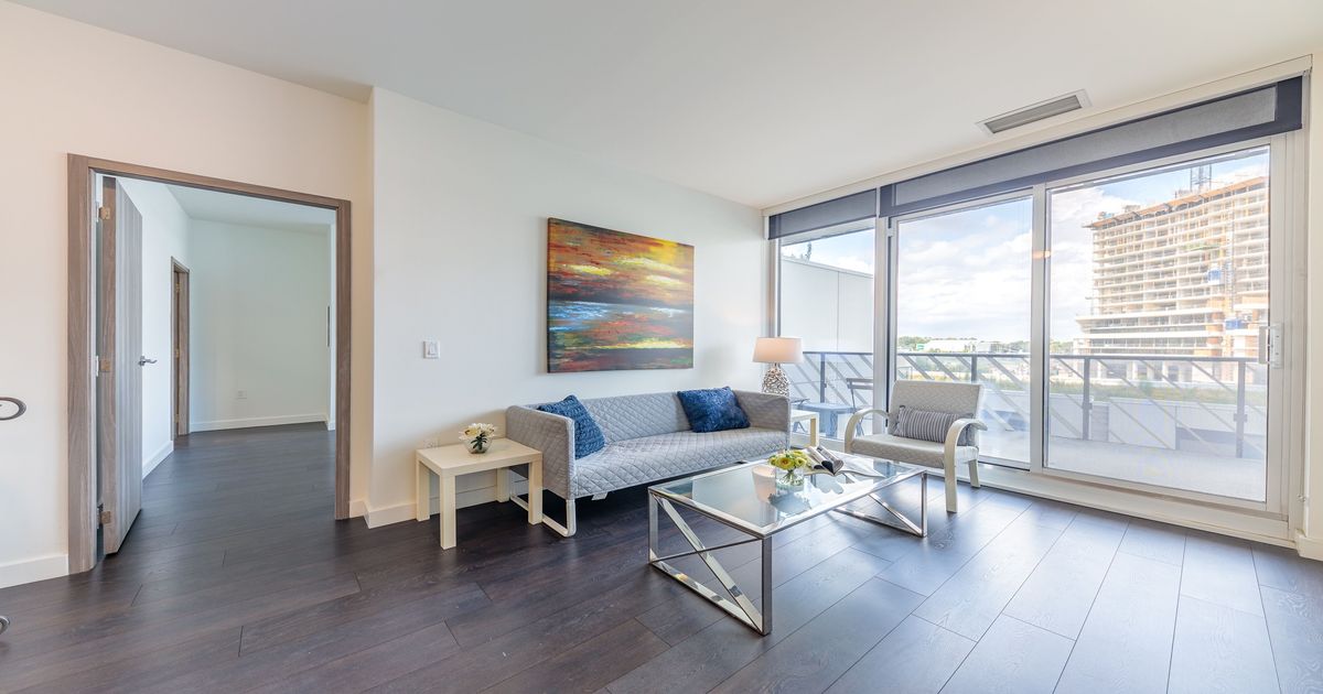 85 Mcmahon Drive Toronto
