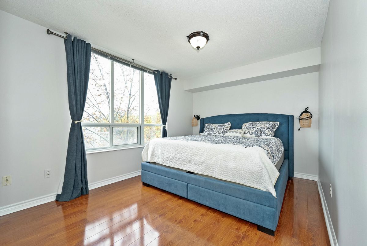 253 Merton Street Toronto 253 Merton Street Toronto