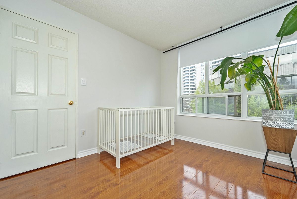 253 Merton Street Toronto 253 Merton Street Toronto