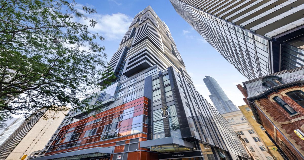 7 Grenville Street Toronto