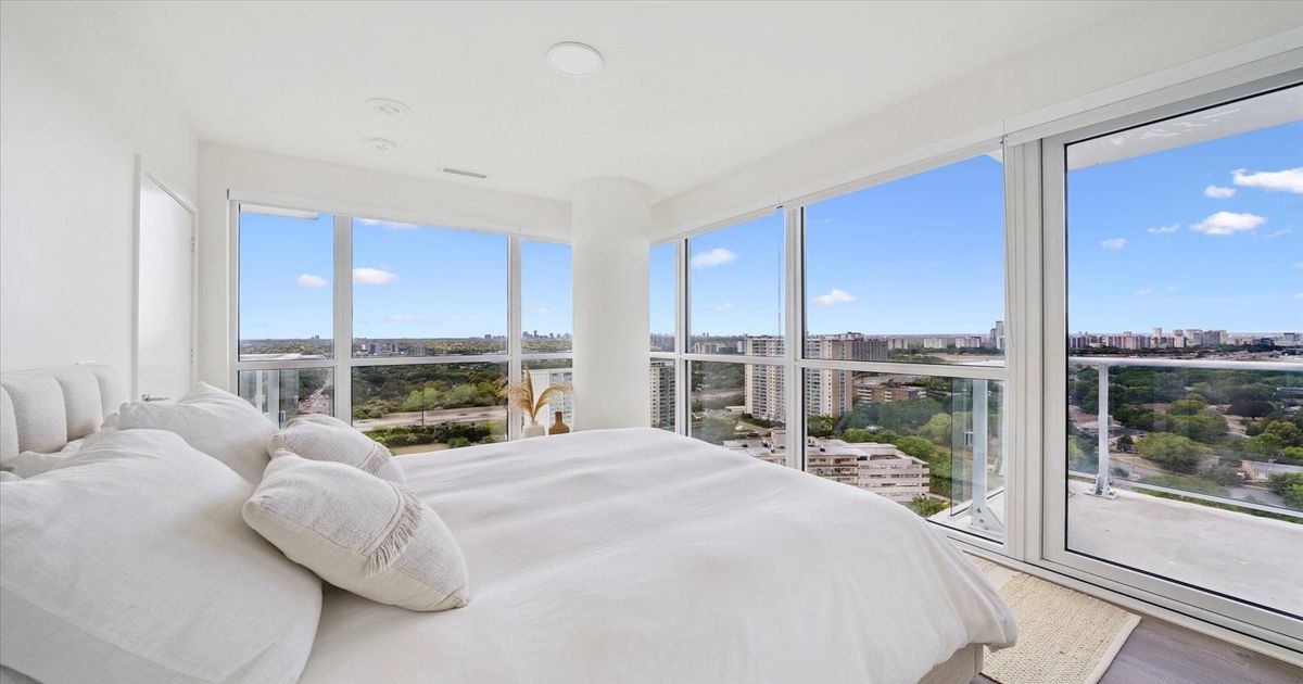 10 Deerlick Court Toronto
