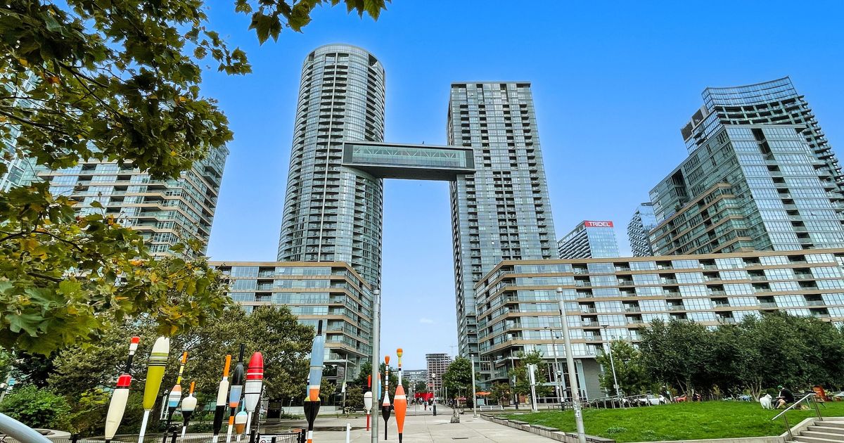 15 Iceboat Terrace Toronto