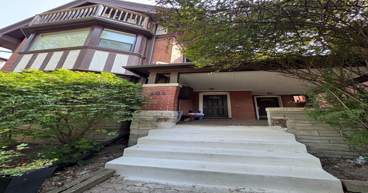 141 Admiral Road Toronto