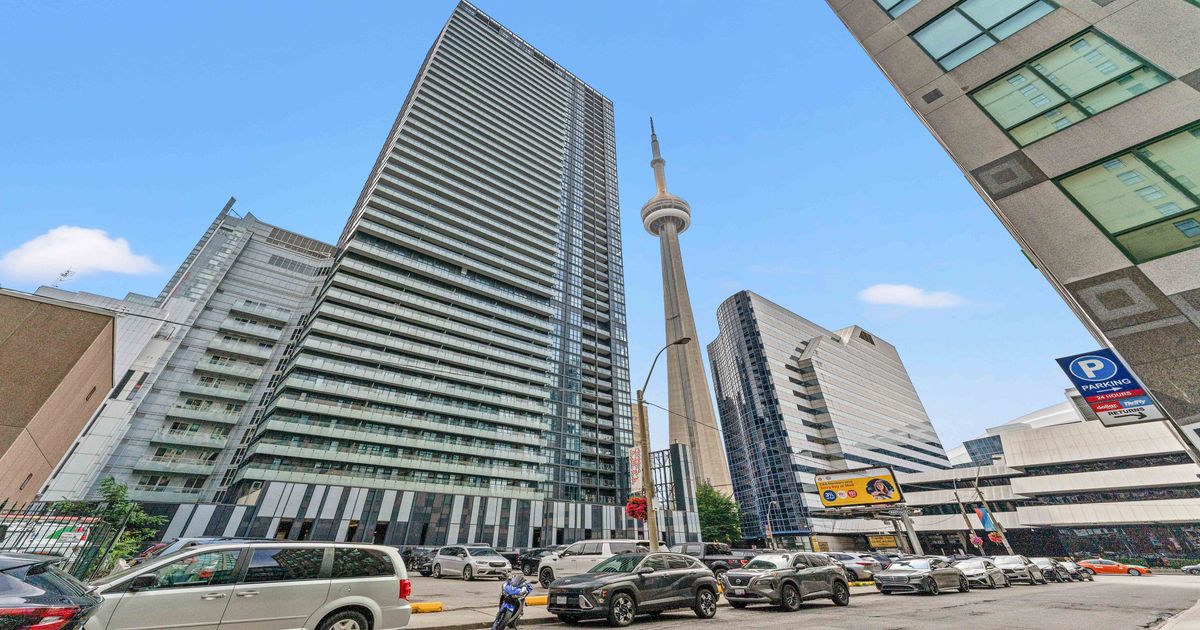 300 Front Street W Toronto