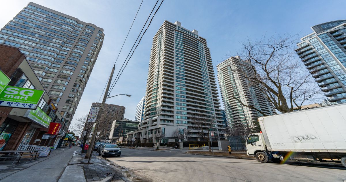 18 Spring Garden Avenue Toronto