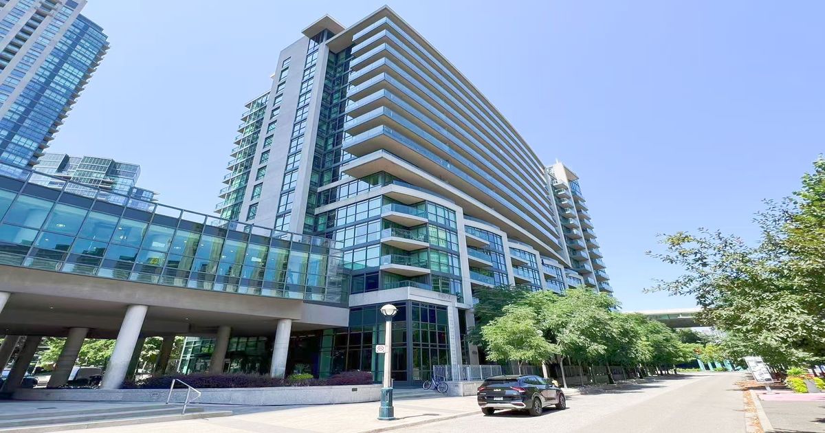 209 Fort York Boulevard Toronto
