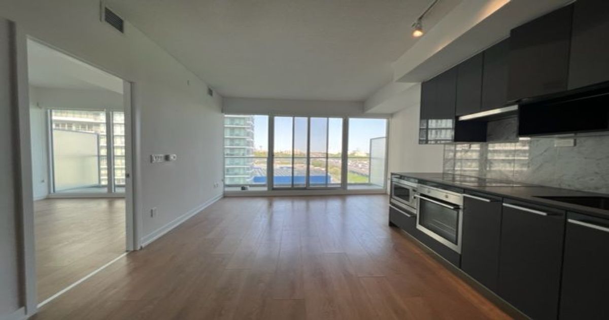 115 Mcmahon Drive Toronto
