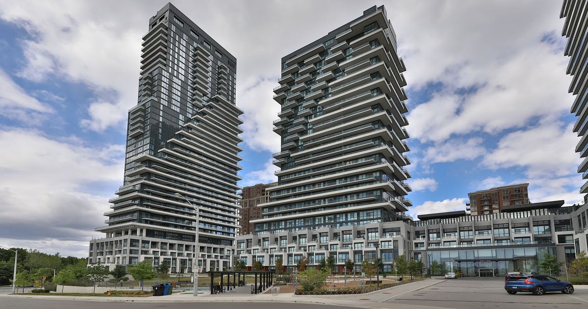 20 Inn on the Park Drive Toronto