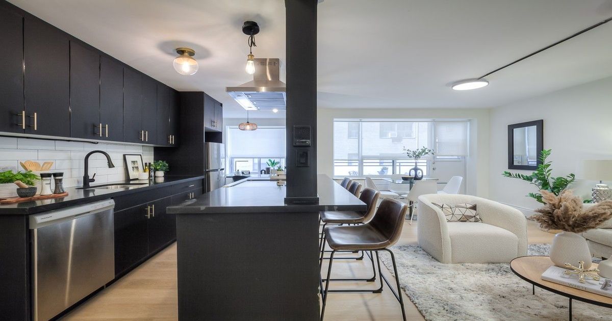 420 Eglinton Avenue E Toronto
