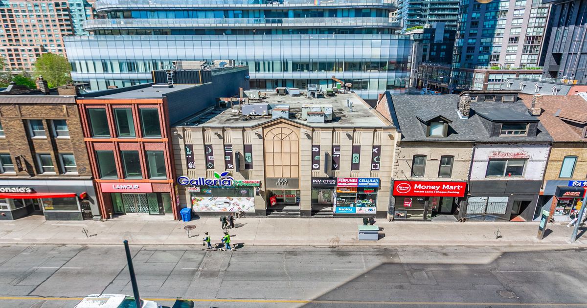 555 Yonge Street Toronto