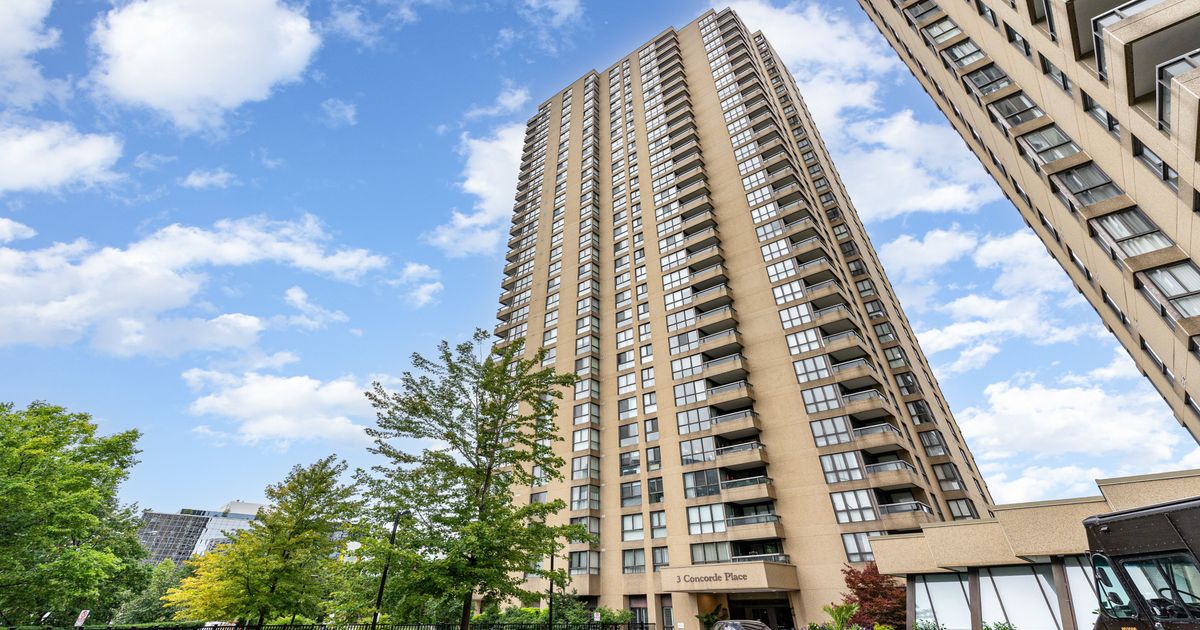 3 Concorde Place Toronto