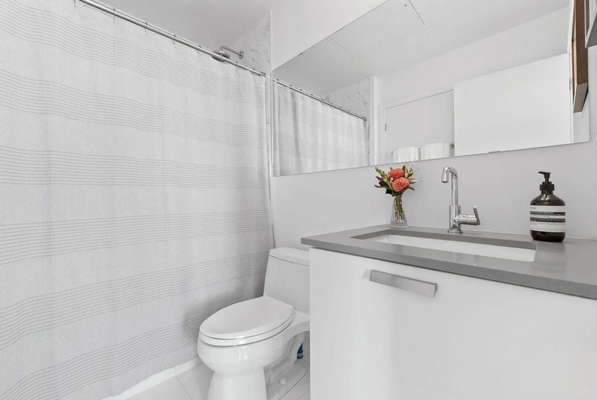 1815 Yonge Street Toronto 1815 Yonge Street Toronto