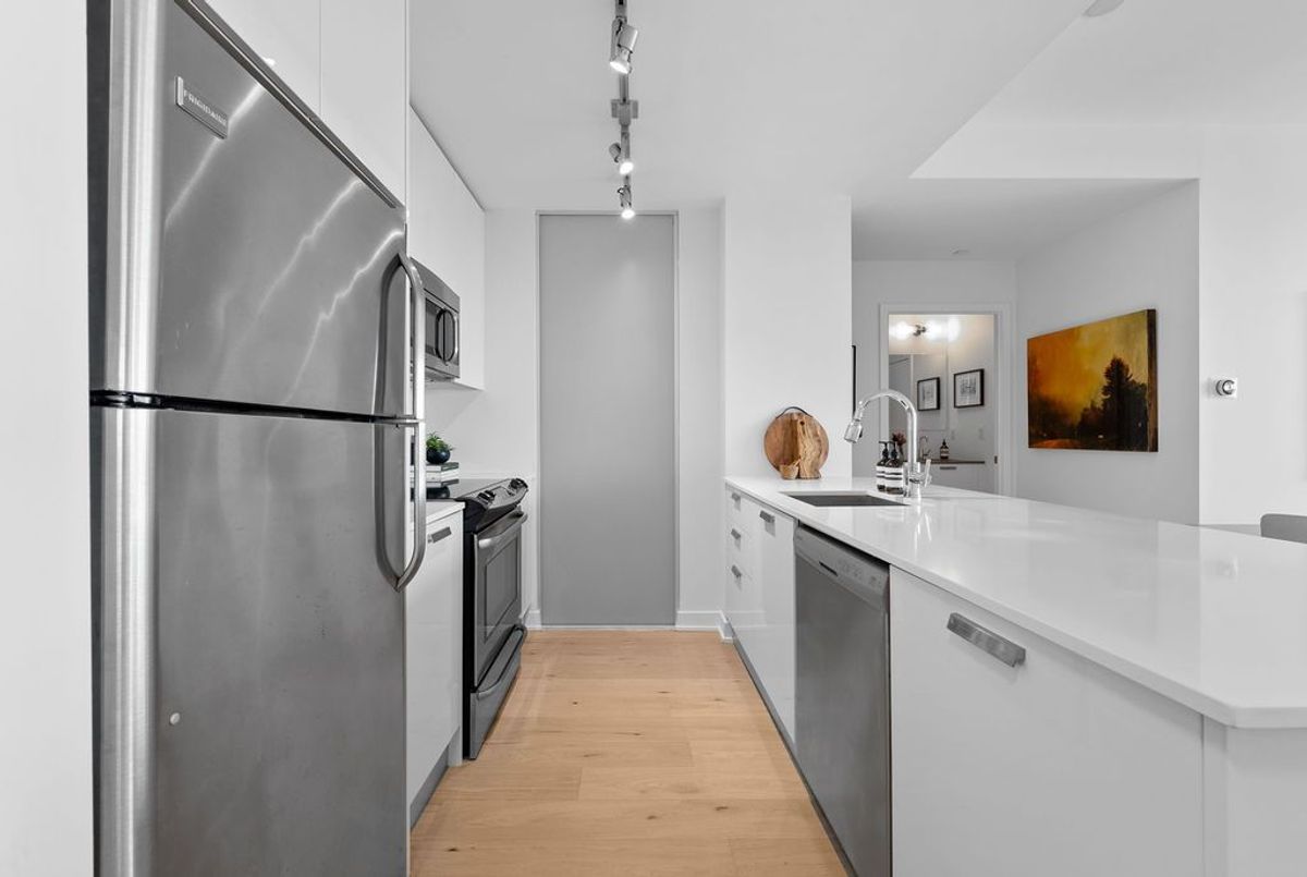 1815 Yonge Street Toronto 1815 Yonge Street Toronto