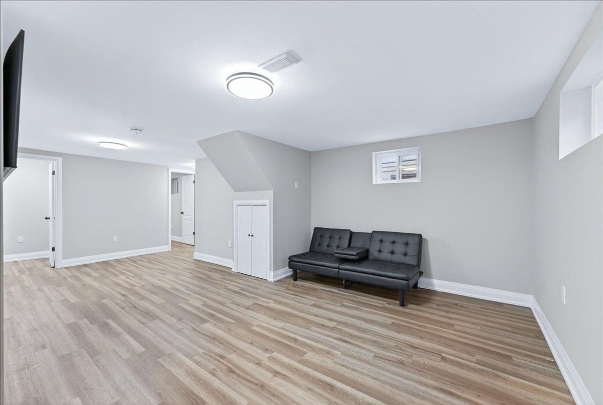 39 Reiner Road Toronto 39 Reiner Road Toronto