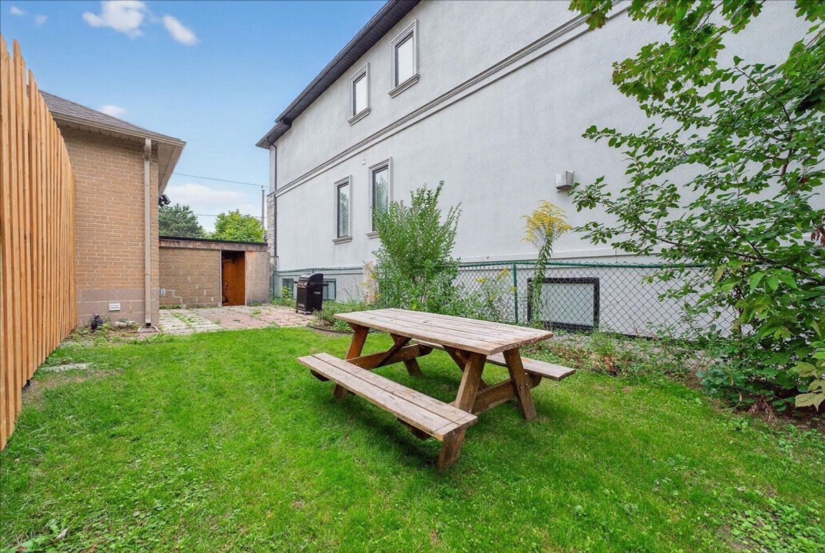 39 Reiner Road Toronto 39 Reiner Road Toronto