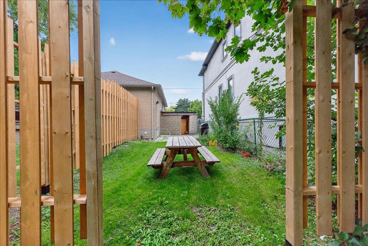 39 Reiner Road Toronto 39 Reiner Road Toronto