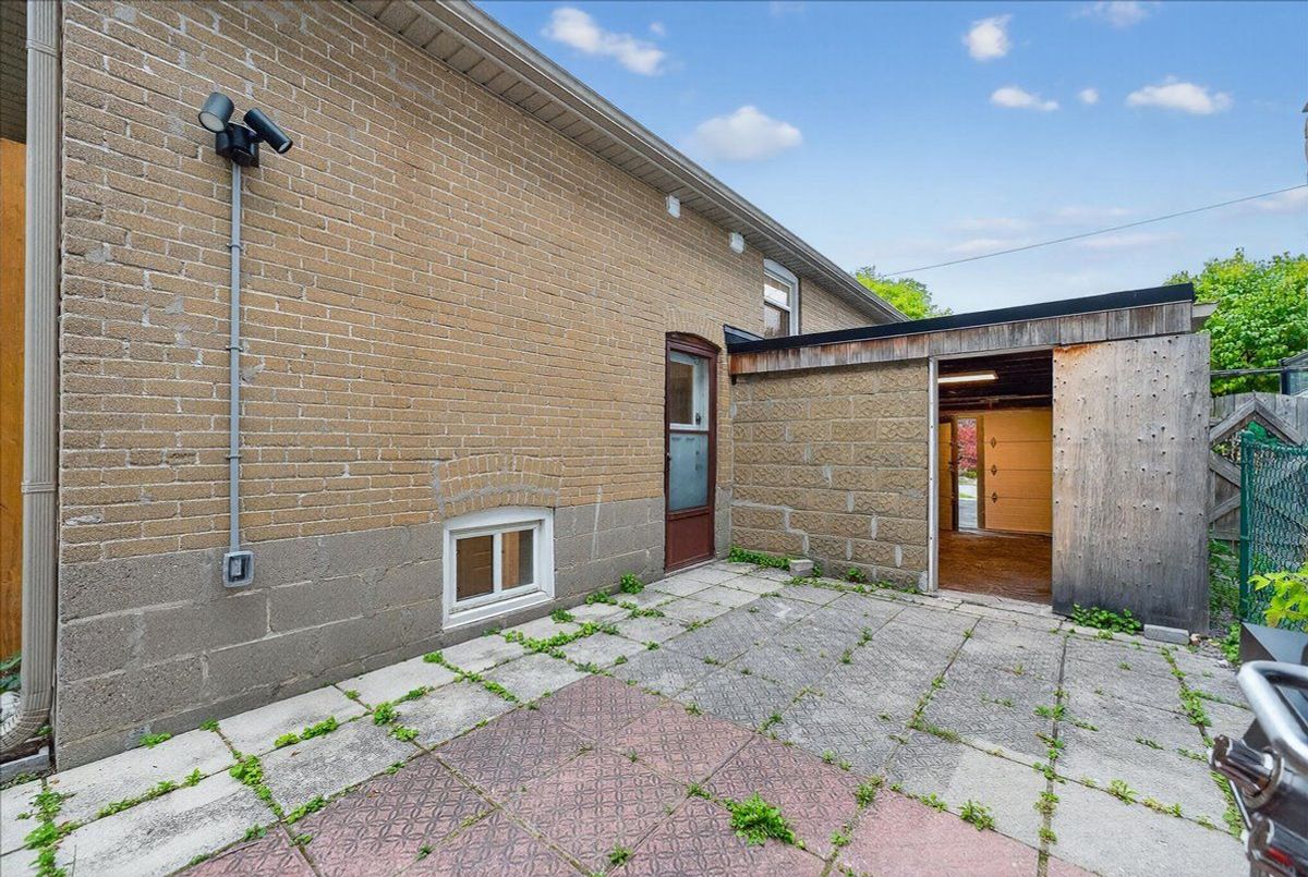 39 Reiner Road Toronto 39 Reiner Road Toronto
