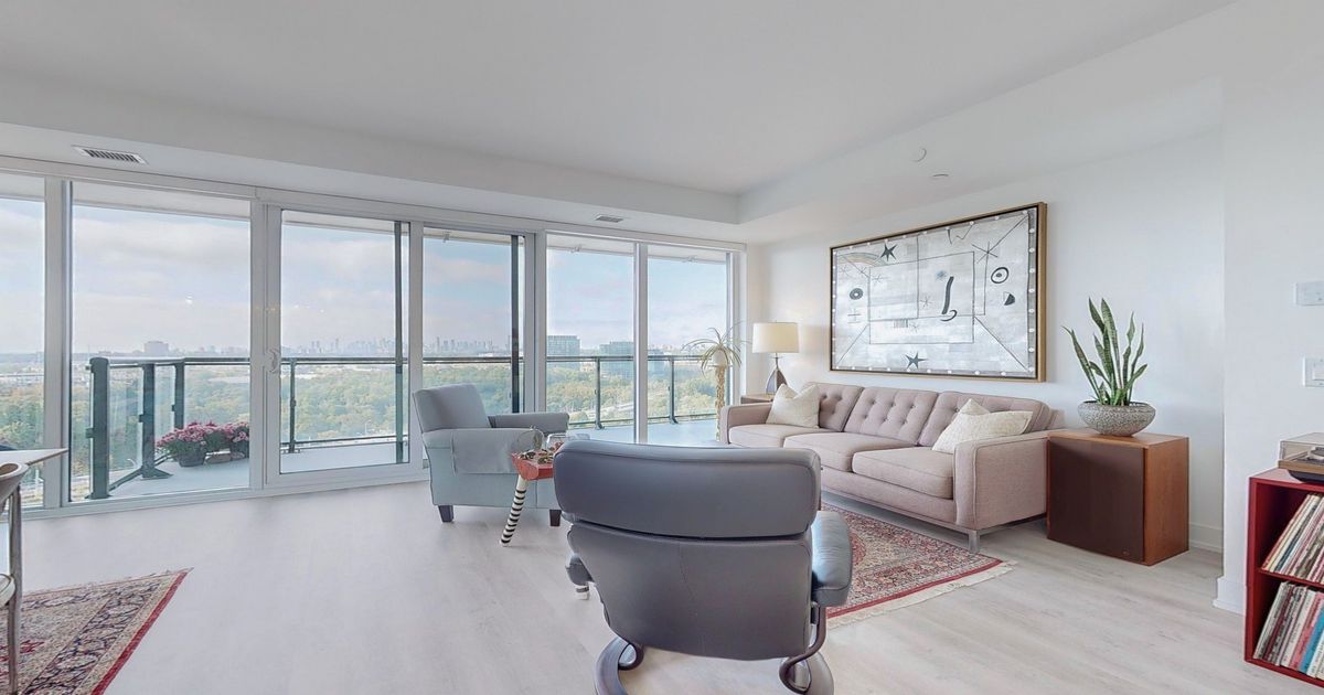 20 Inn On The Park Drive Toronto