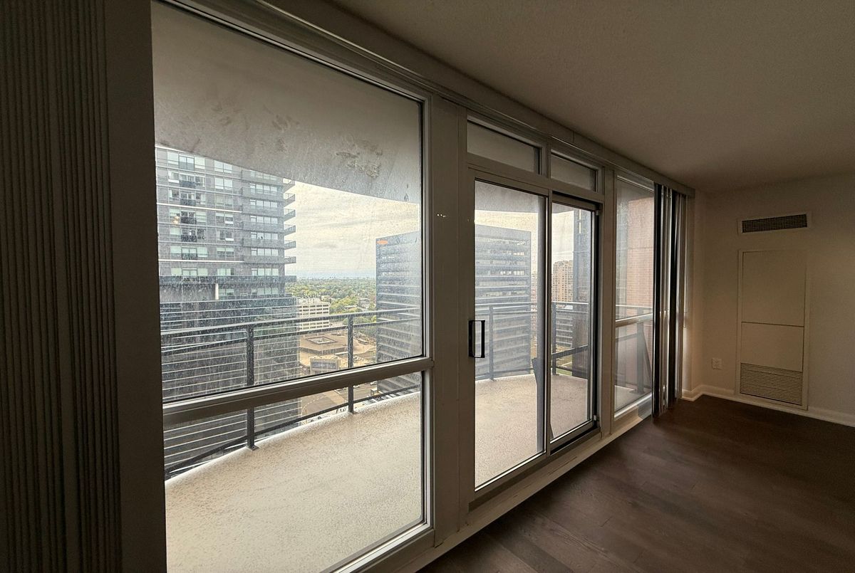33 Sheppard Avenue E Toronto 33 Sheppard Avenue E Toronto