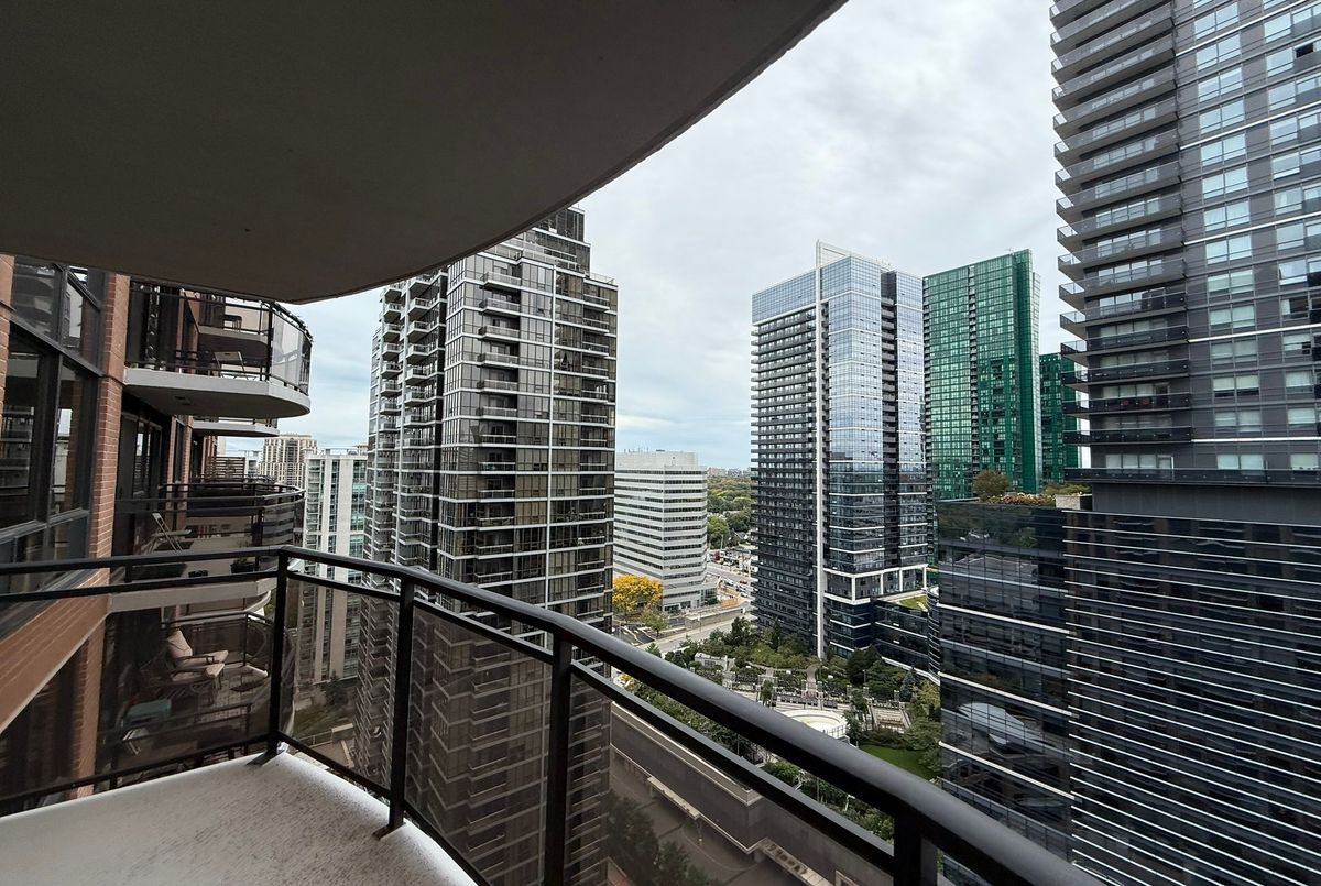 33 Sheppard Avenue E Toronto 33 Sheppard Avenue E Toronto