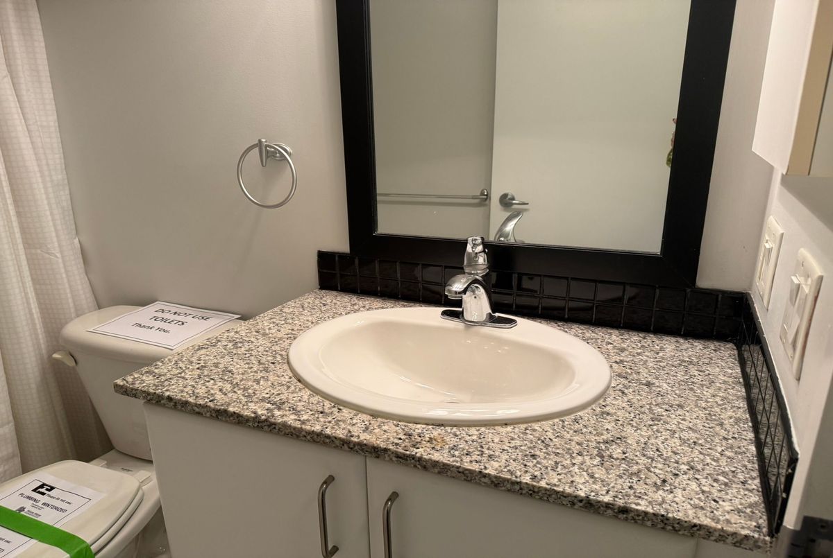 33 Sheppard Avenue E Toronto 33 Sheppard Avenue E Toronto