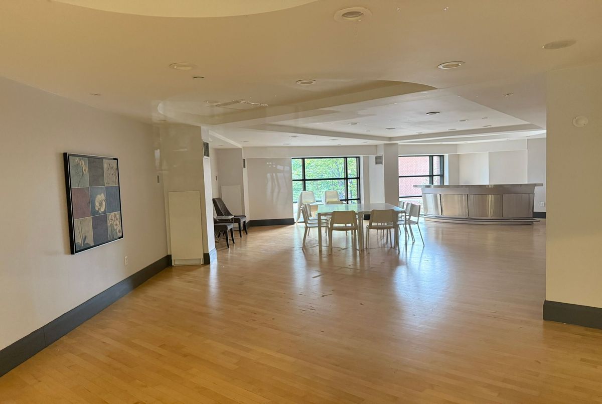 33 Sheppard Avenue E Toronto 33 Sheppard Avenue E Toronto