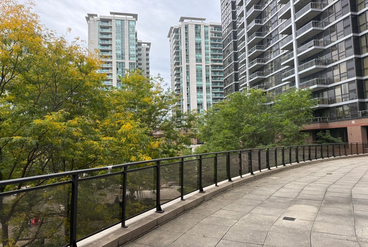 33 Sheppard Avenue E Toronto 33 Sheppard Avenue E Toronto