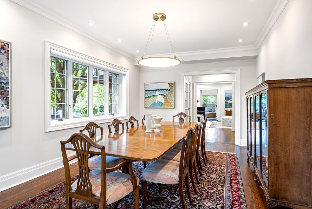 24 Dinnick Crescent Toronto 24 Dinnick Crescent Toronto