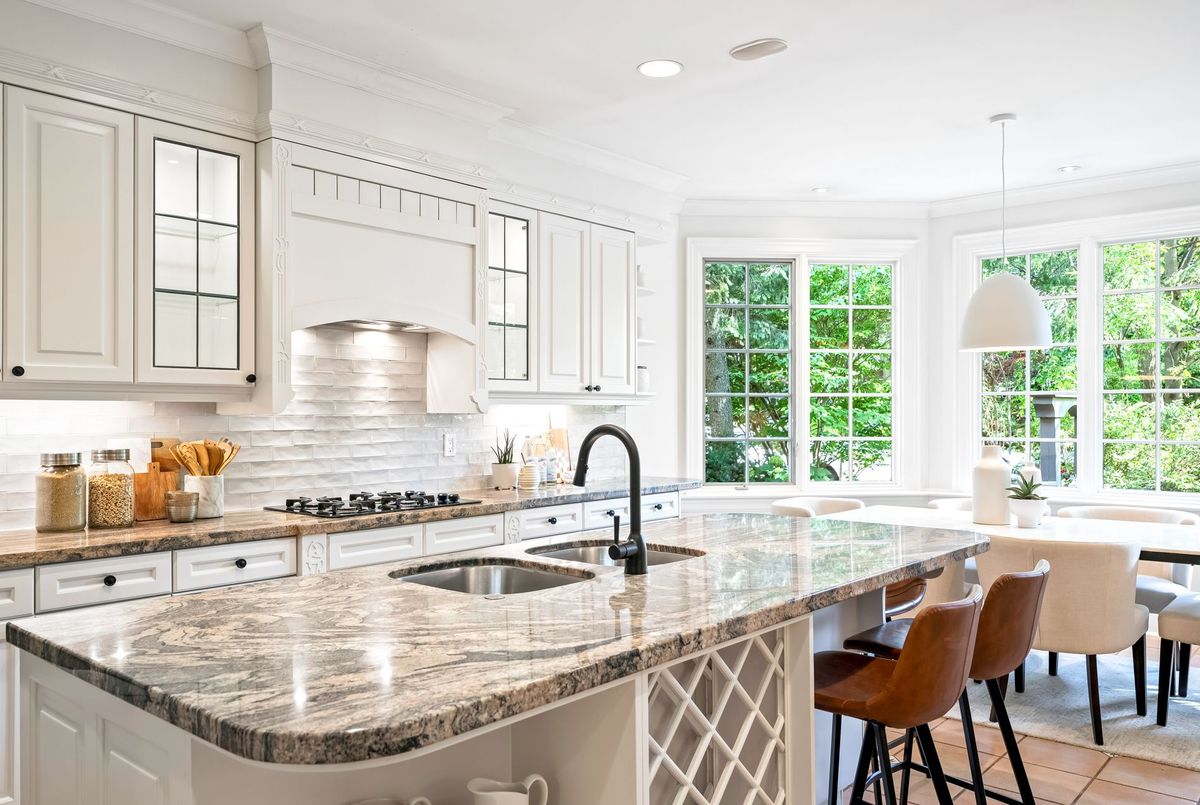 24 Dinnick Crescent Toronto 24 Dinnick Crescent Toronto