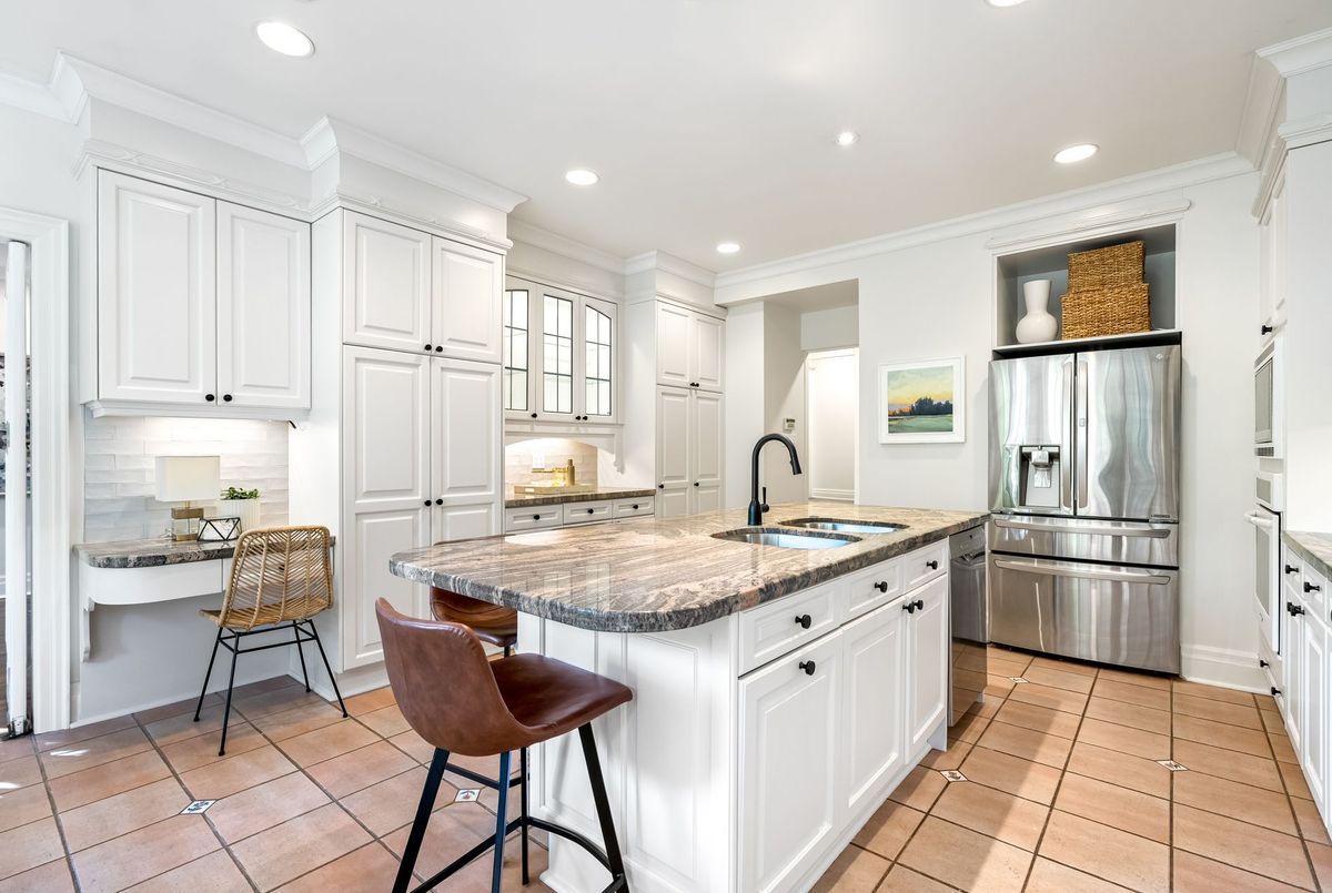 24 Dinnick Crescent Toronto 24 Dinnick Crescent Toronto