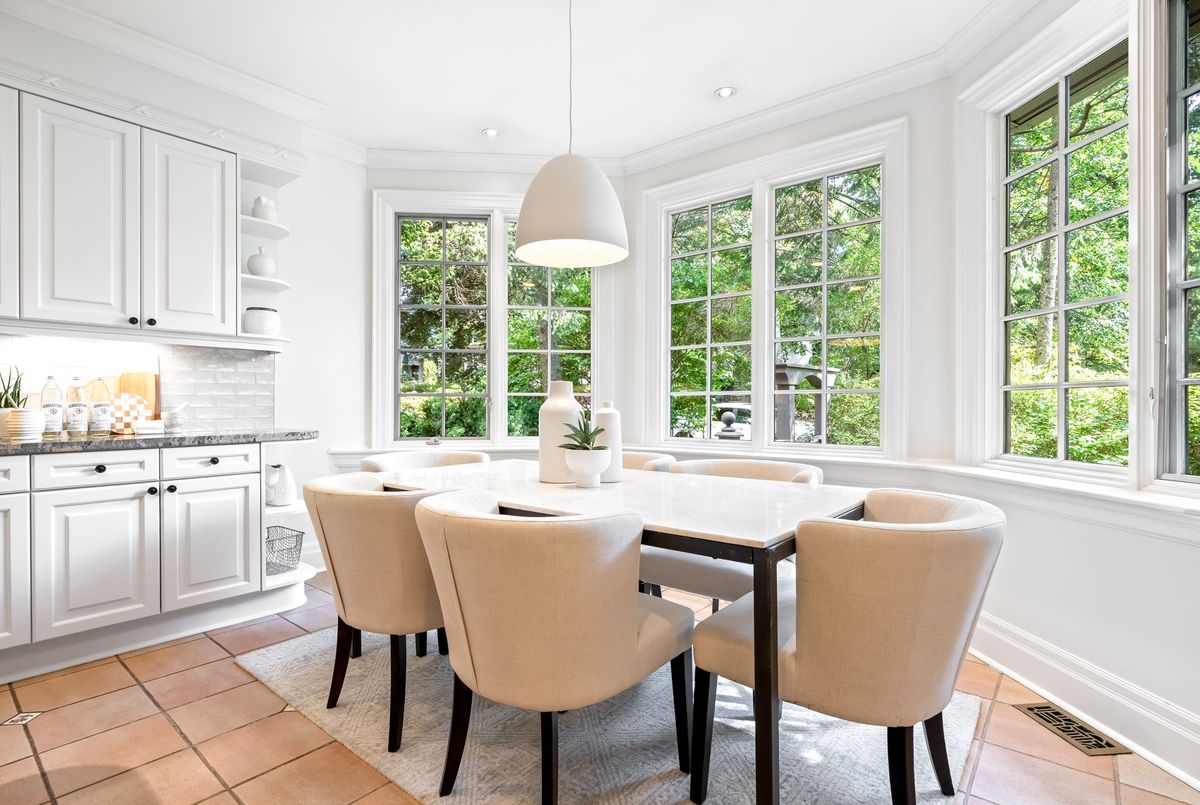 24 Dinnick Crescent Toronto 24 Dinnick Crescent Toronto