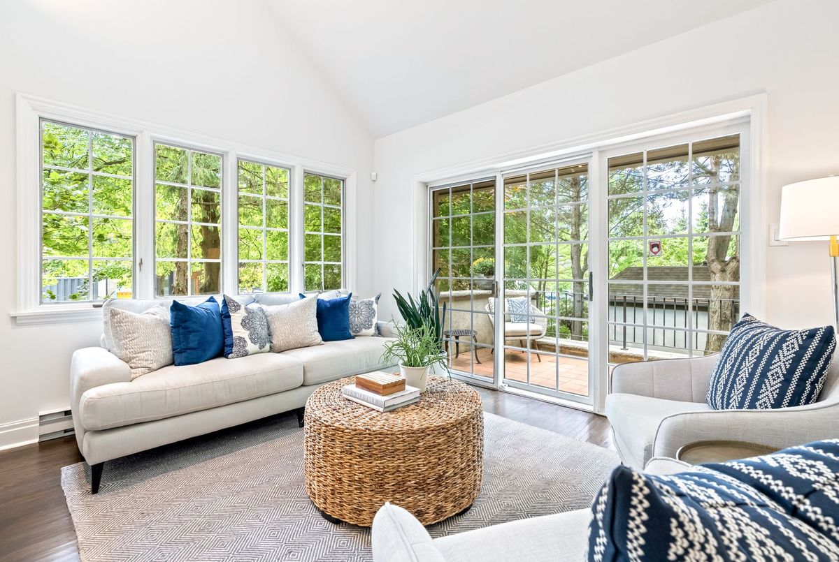 24 Dinnick Crescent Toronto 24 Dinnick Crescent Toronto