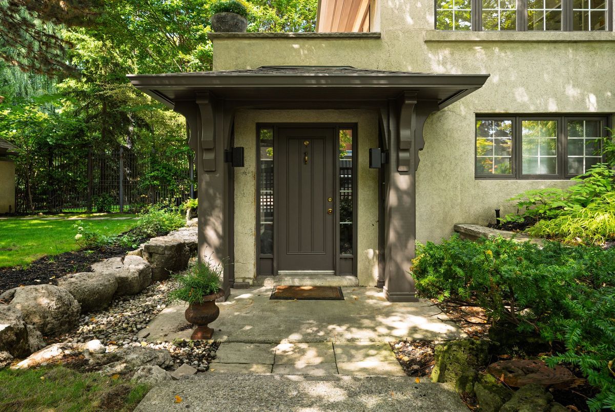 24 Dinnick Crescent Toronto 24 Dinnick Crescent Toronto