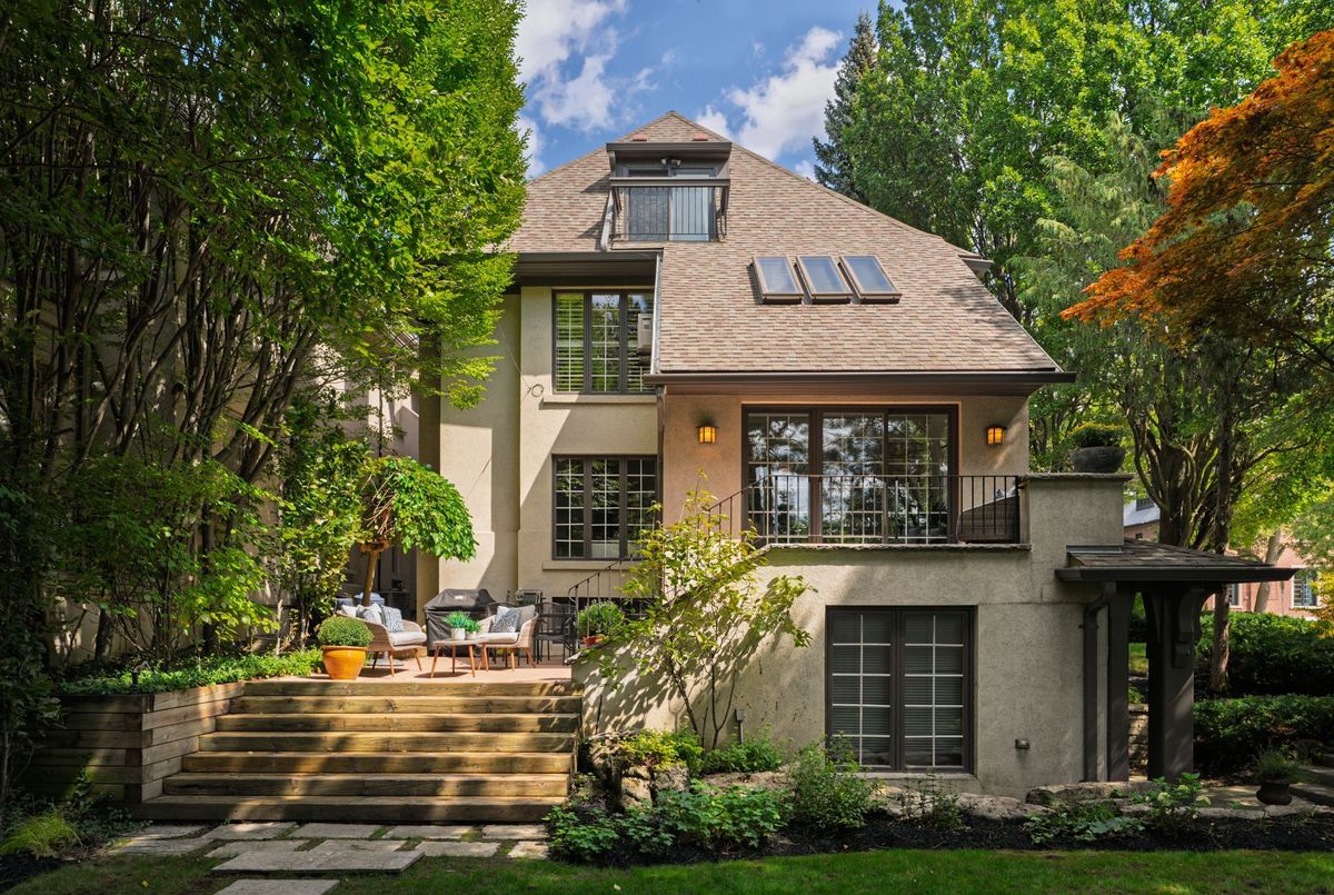 24 Dinnick Crescent Toronto 24 Dinnick Crescent Toronto