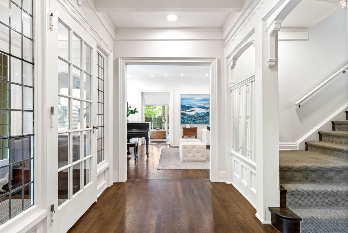 24 Dinnick Crescent Toronto 24 Dinnick Crescent Toronto