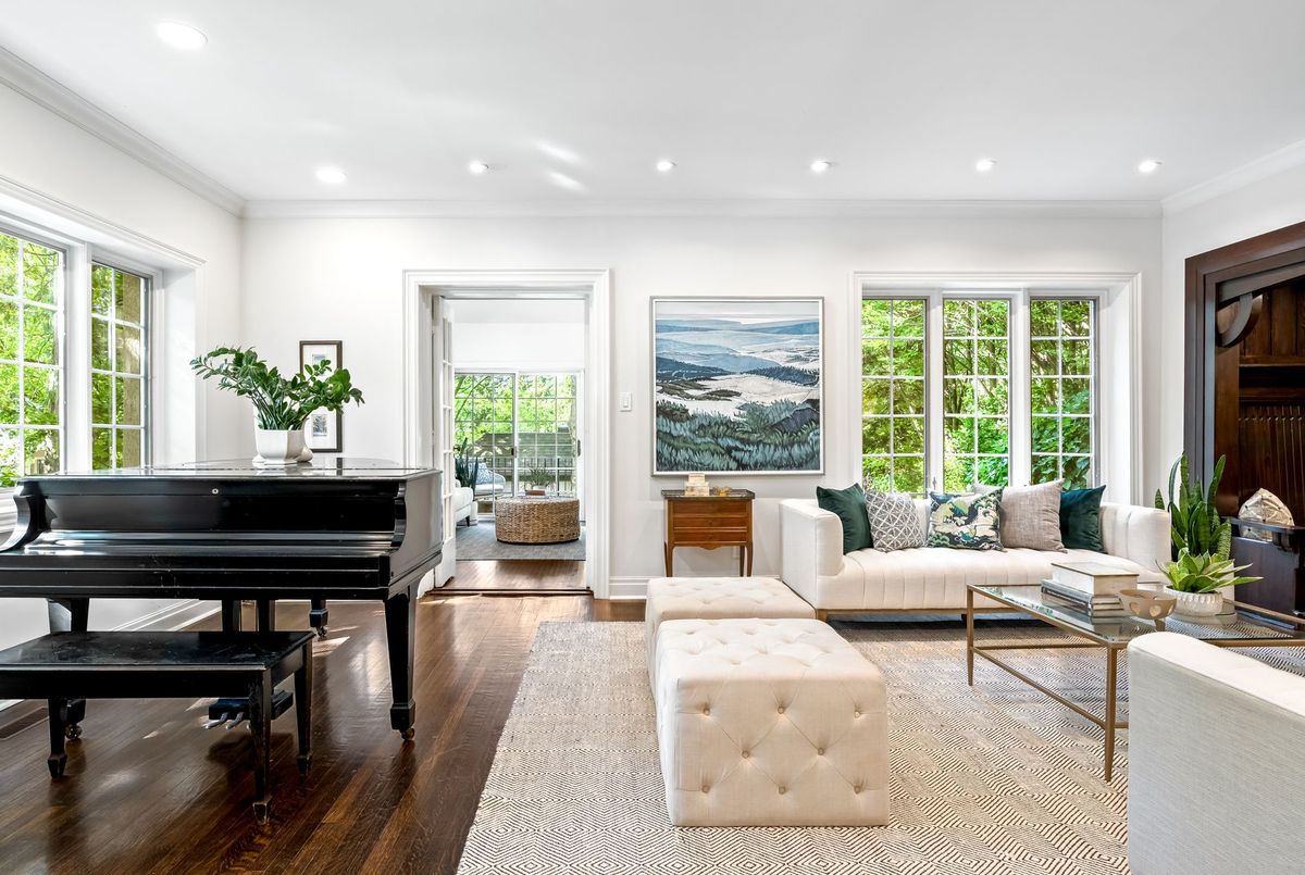 24 Dinnick Crescent Toronto 24 Dinnick Crescent Toronto