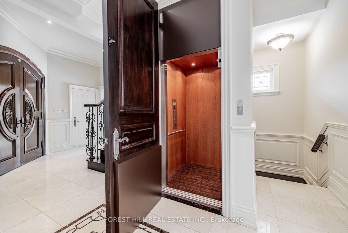 4 Fifeshire Road Toronto 4 Fifeshire Road Toronto