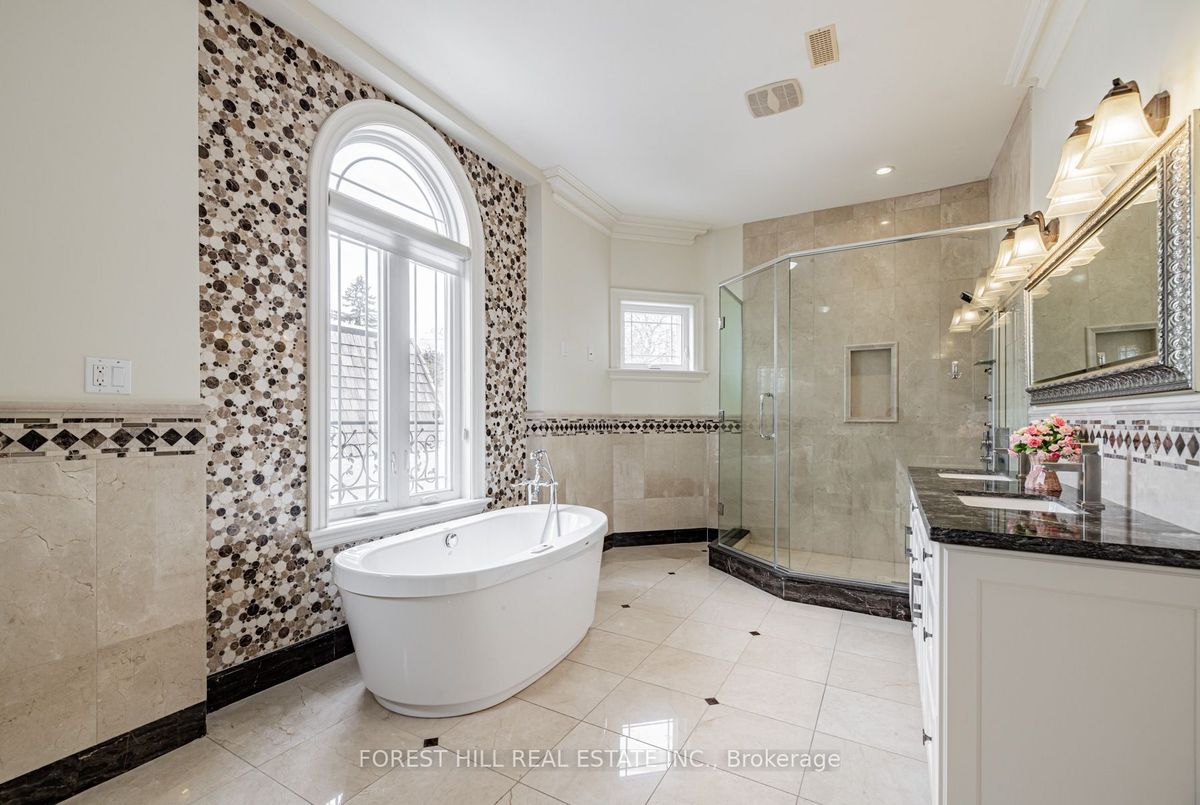 4 Fifeshire Road Toronto 4 Fifeshire Road Toronto