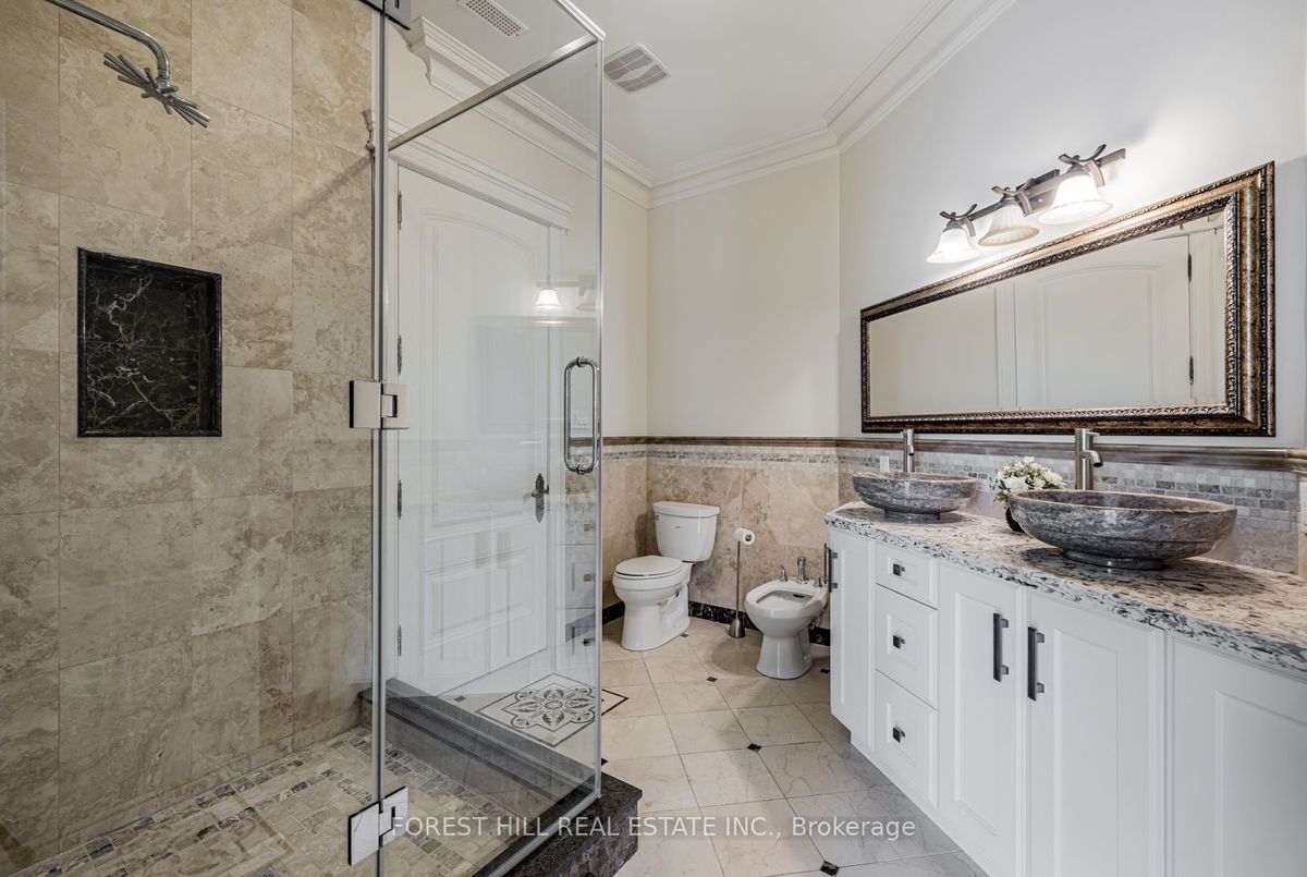 4 Fifeshire Road Toronto 4 Fifeshire Road Toronto