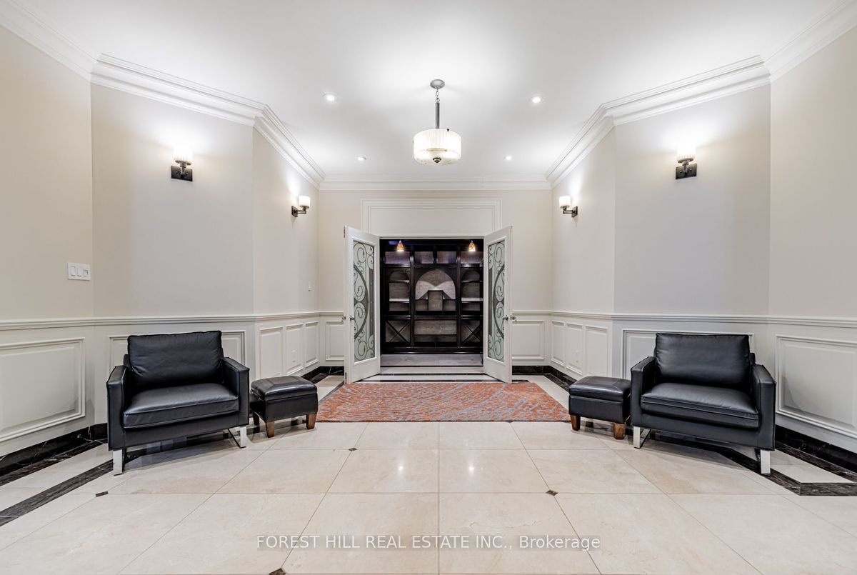 4 Fifeshire Road Toronto 4 Fifeshire Road Toronto