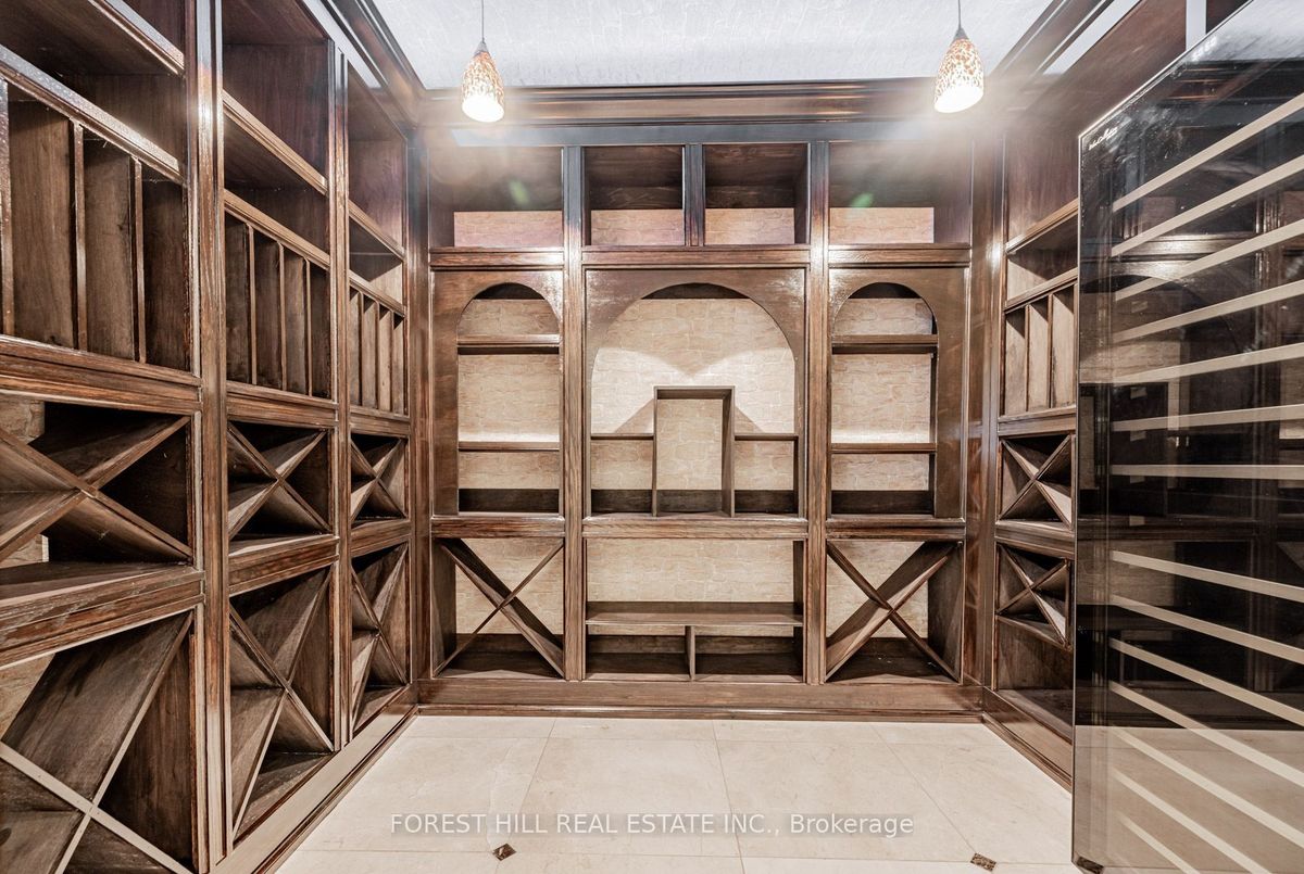 4 Fifeshire Road Toronto 4 Fifeshire Road Toronto