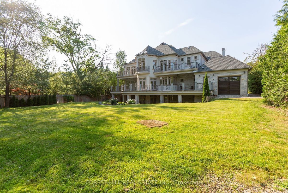 4 Fifeshire Road Toronto 4 Fifeshire Road Toronto