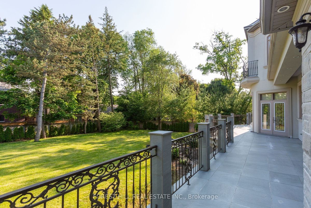 4 Fifeshire Road Toronto 4 Fifeshire Road Toronto