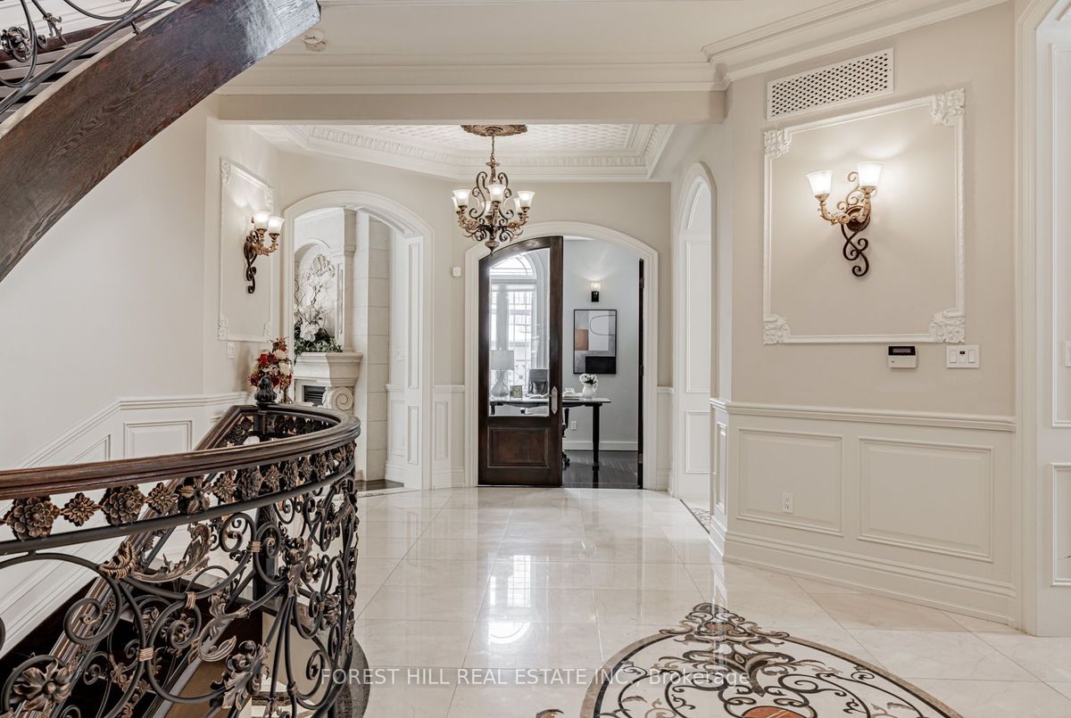 4 Fifeshire Road Toronto 4 Fifeshire Road Toronto