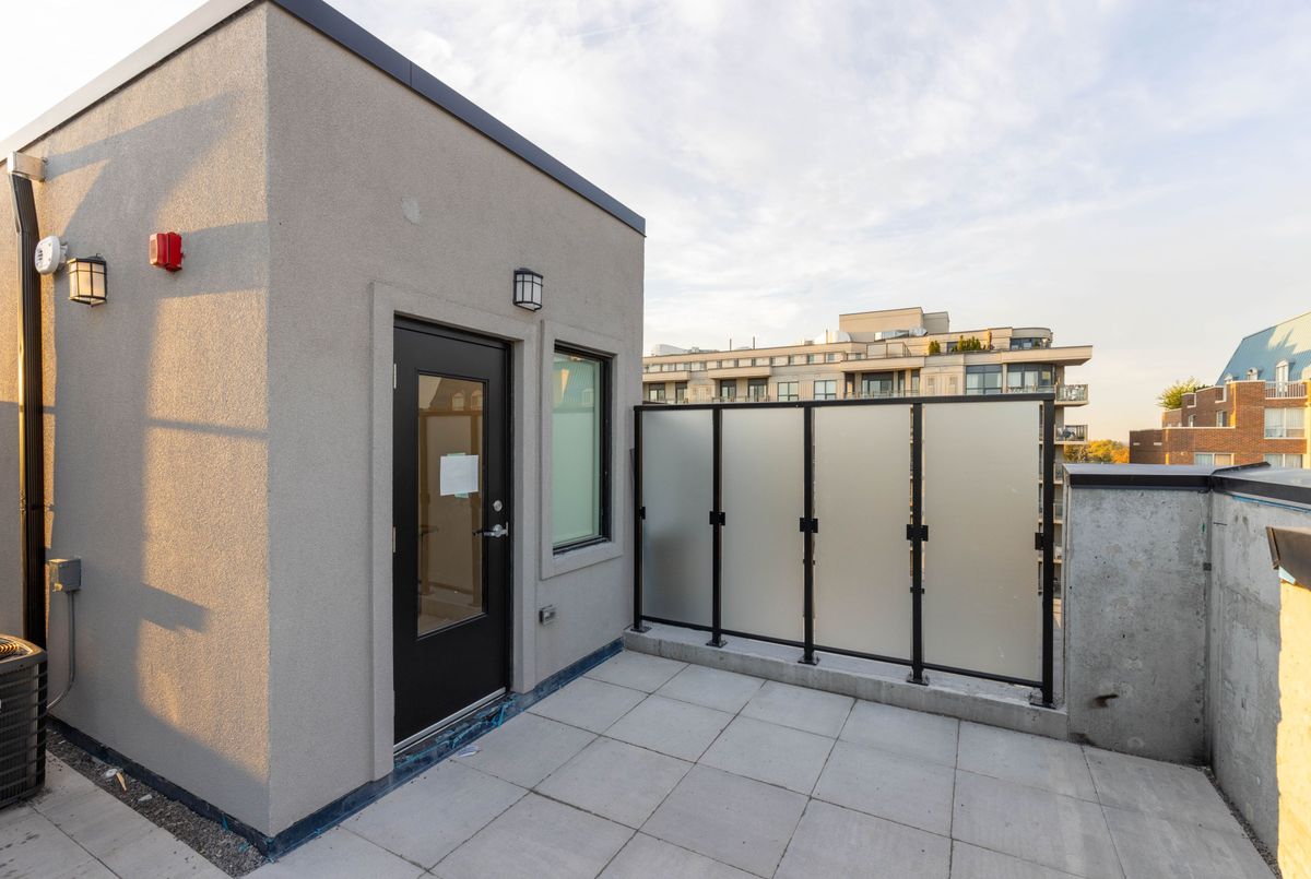 871 Sheppard Avenue W Toronto 871 Sheppard Avenue W Toronto